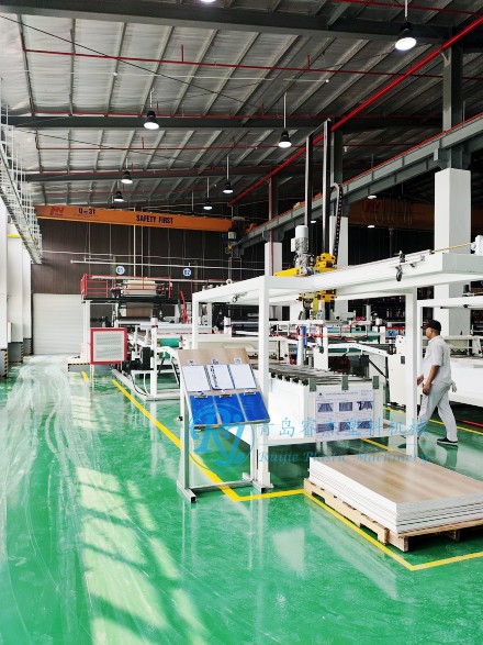 SPC地板生產(chǎn)設備