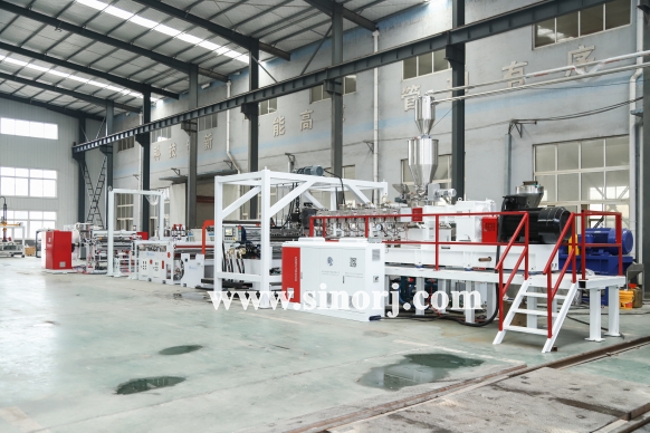 pet/petg片材生產(chǎn)線工廠內試機