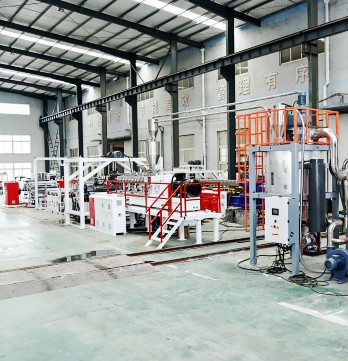 高端EVA光伏膠膜生產(chǎn)線設備