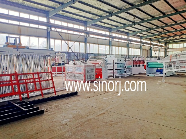 工廠試機，國外裝柜，國內(nèi)平板同步進行中