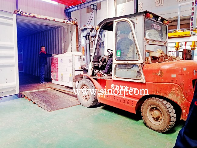 開啟貨柜連發(fā)模式，墻板生產(chǎn)線、格柵板生產(chǎn)線、線條生產(chǎn)線發(fā)貨中